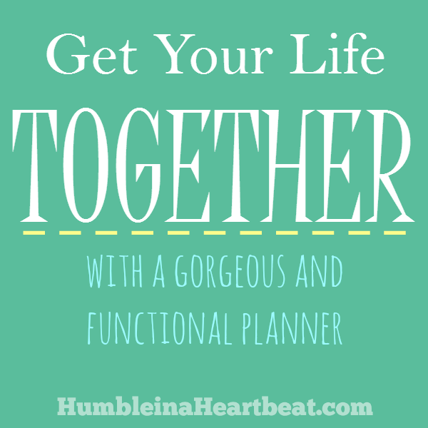 Get your life together with this beautiful planner especially for busy moms!