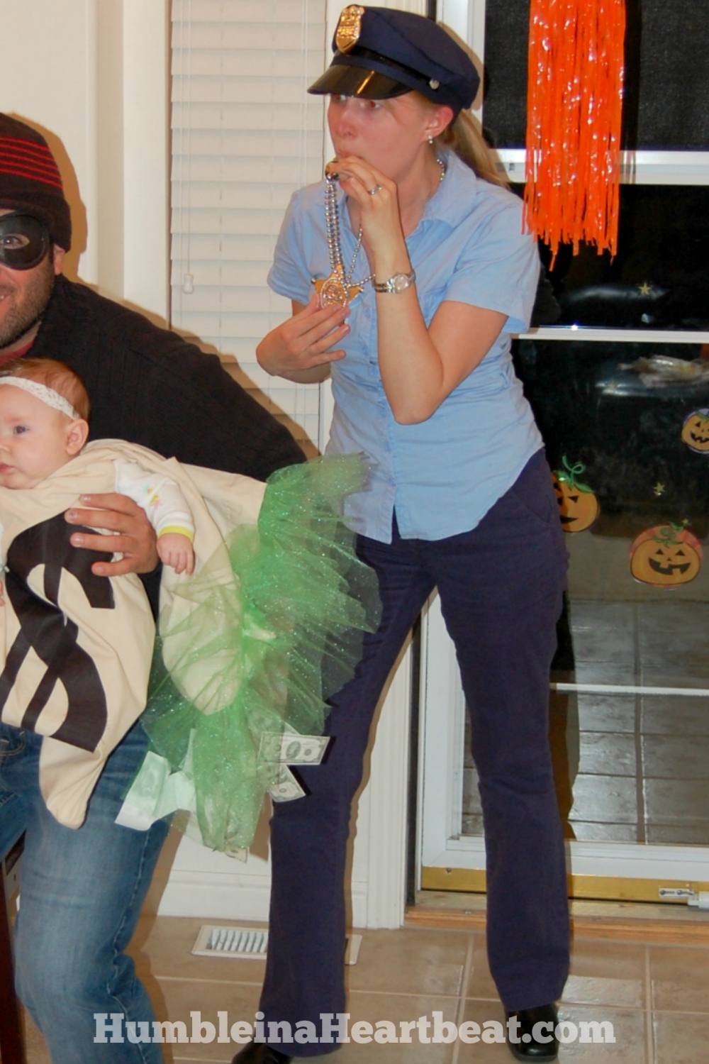Need a Halloween costume idea for your new little family? If you have a baby younger than about 5 months, this group costume would work well and be lots of fun!
